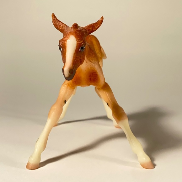 Arabian Mare and Foal | Breyer - Picture 11 of 11